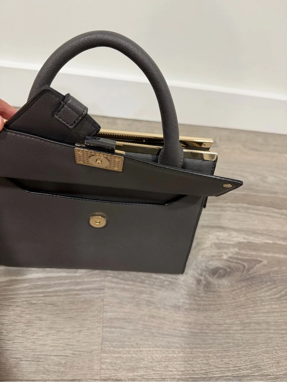 Dune London elegant grey